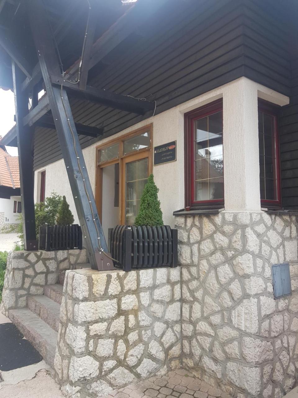 Kraljevi Konaci Olja Apartment Zlatibor Exterior photo